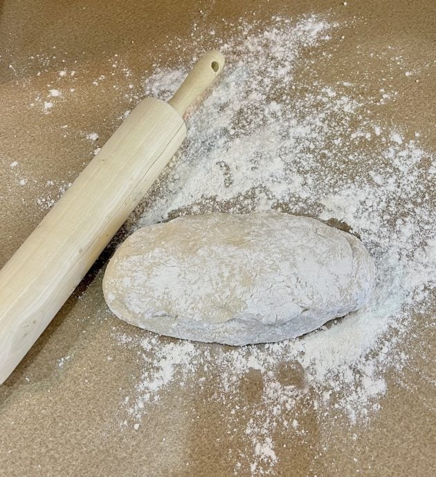 rolling pin and dough
